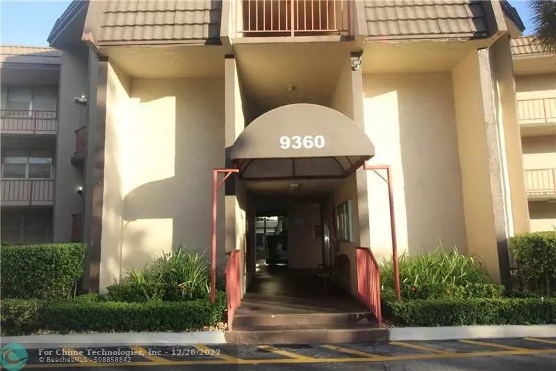 9360 Lime Bay Blvd  #205, Tamarac, FL 33321