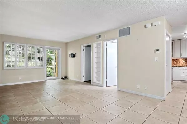 Wilton Manors, FL 33305,351 NE 19th Pl  #107-K