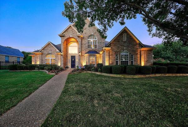 607 Stonebury Drive, Southlake, TX 76092