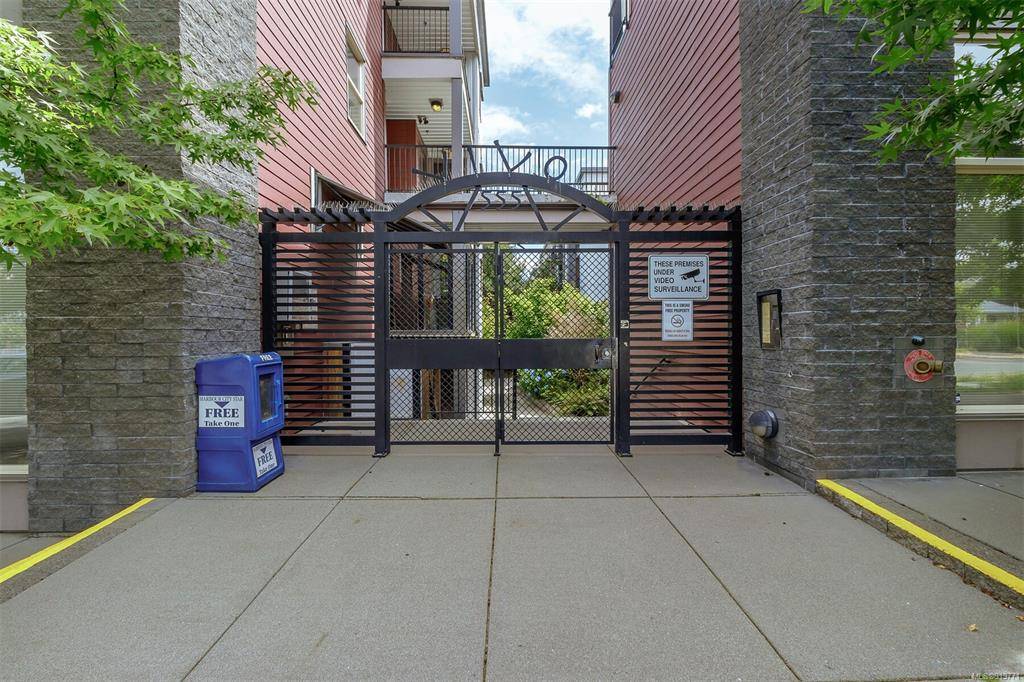 Nanaimo, BC V9R 2X9,555 Franklyn St #119