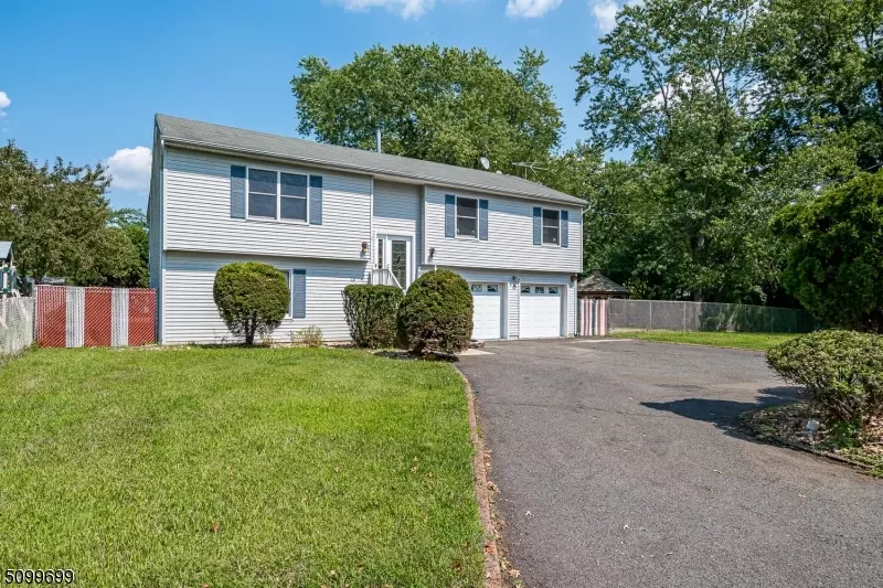 5 Hendrick Pl, Piscataway Twp., NJ 08854