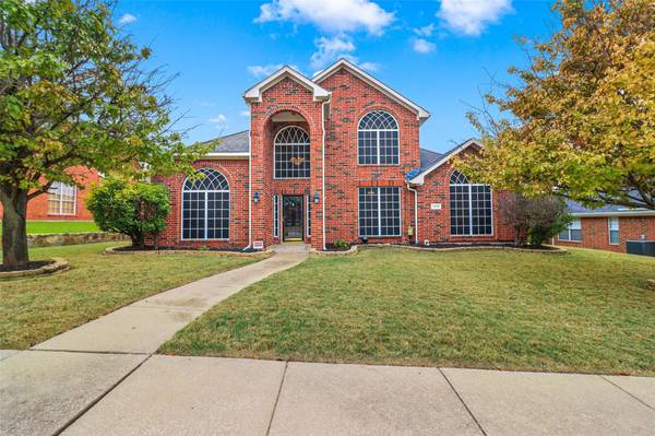 7509 Glenstone Street, Rowlett, TX 75089