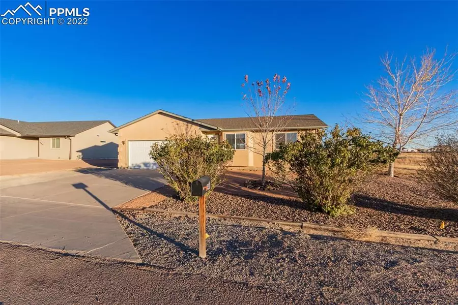 848 S Waterleaf PL, Pueblo West, CO 81007