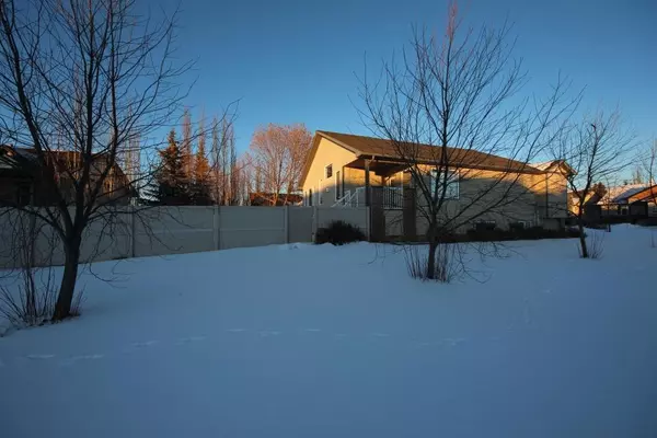 Olds, AB T4H 1Y2,5901 Park Meadows CRES