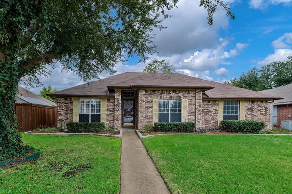 1709 Windmire Drive, Mesquite, TX 75181