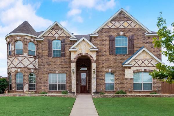 1264 Clearbrook Drive, Kennedale, TX 76060