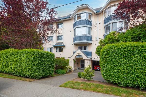 2900 Orillia St #403,  Saanich,  BC V9A 1Y5