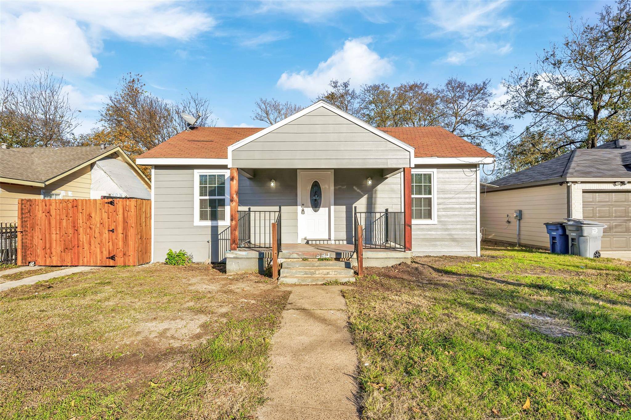 330 Avenue G, Dallas, TX 75203
