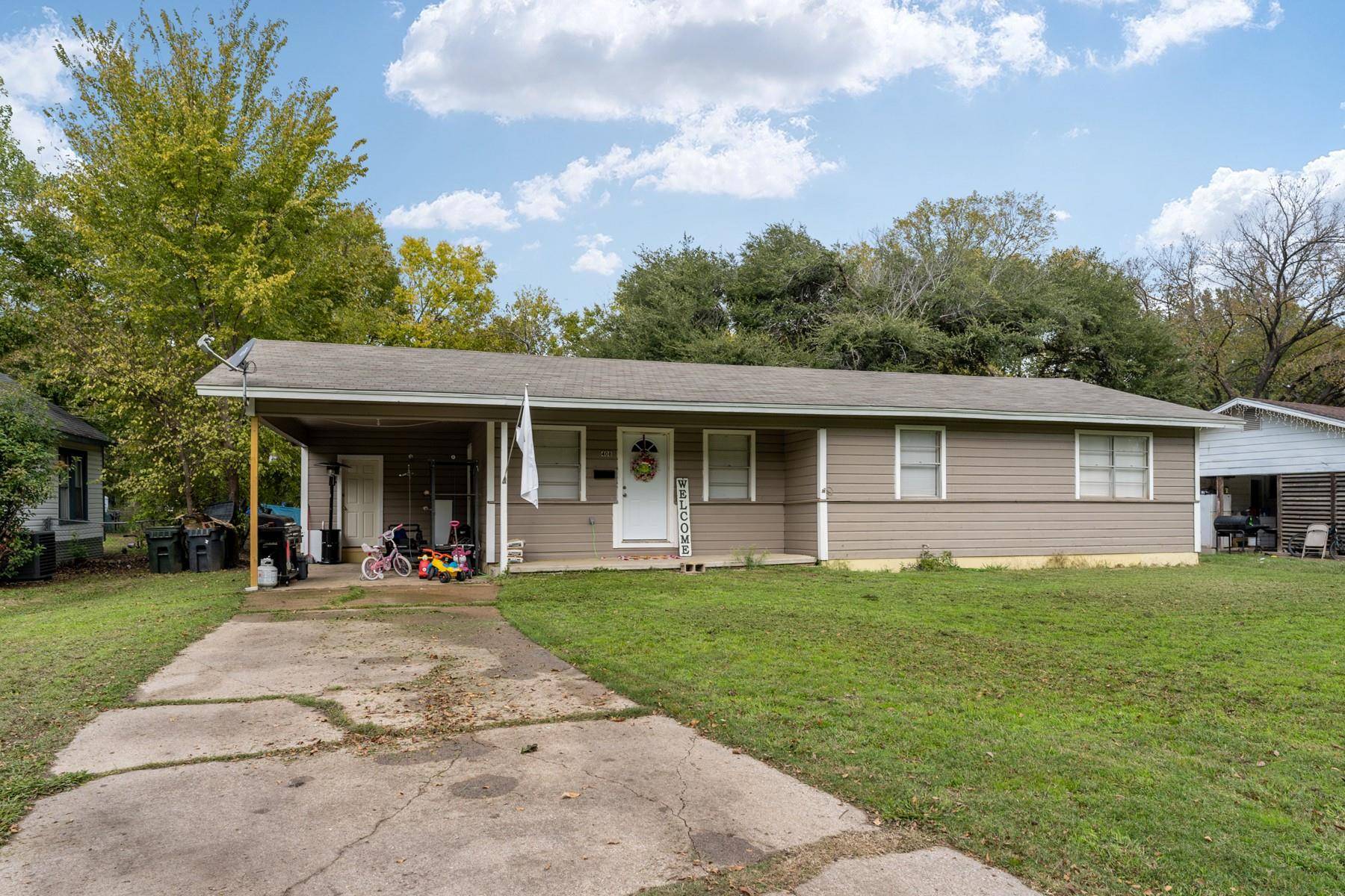 Kerens, TX 75144,408 W Overlook Drive