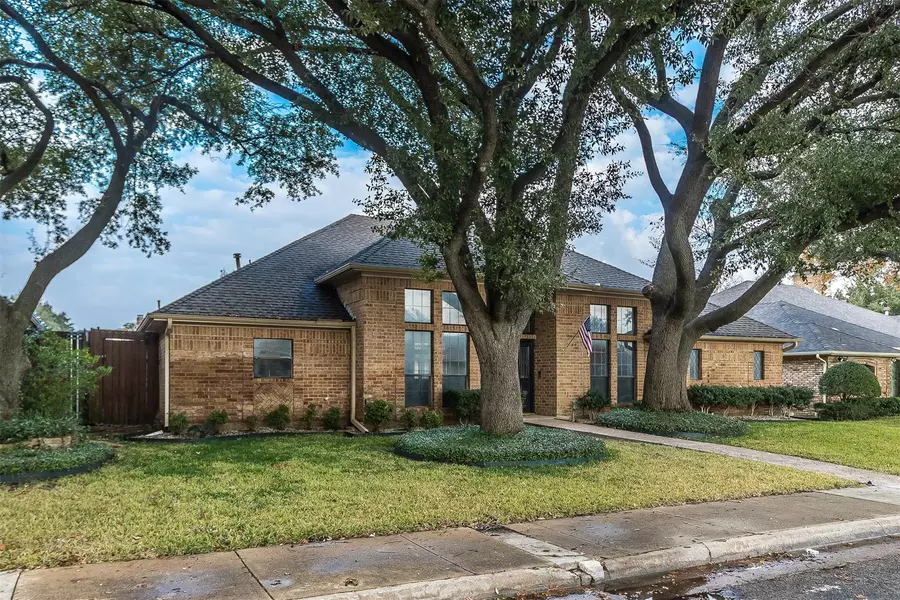 15619 Golden Creek Road, Dallas, TX 75248