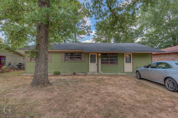 2614 N Pine Drive, Shreveport, LA 71107