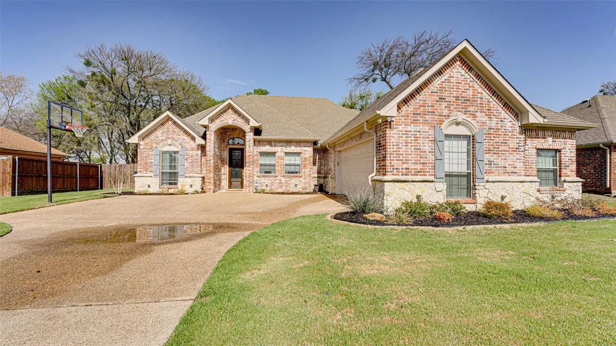 Ennis, TX 75119,810 Woodcrest Drive