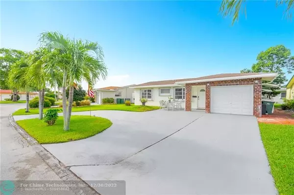 4602 Highland Dr, Tamarac, FL 33319