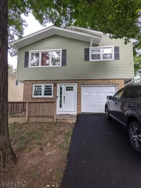 3 Morris Rd, Stanhope Boro, NJ 07874