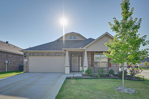 10621 Alpine Meadow Lane, Fort Worth, TX 76140