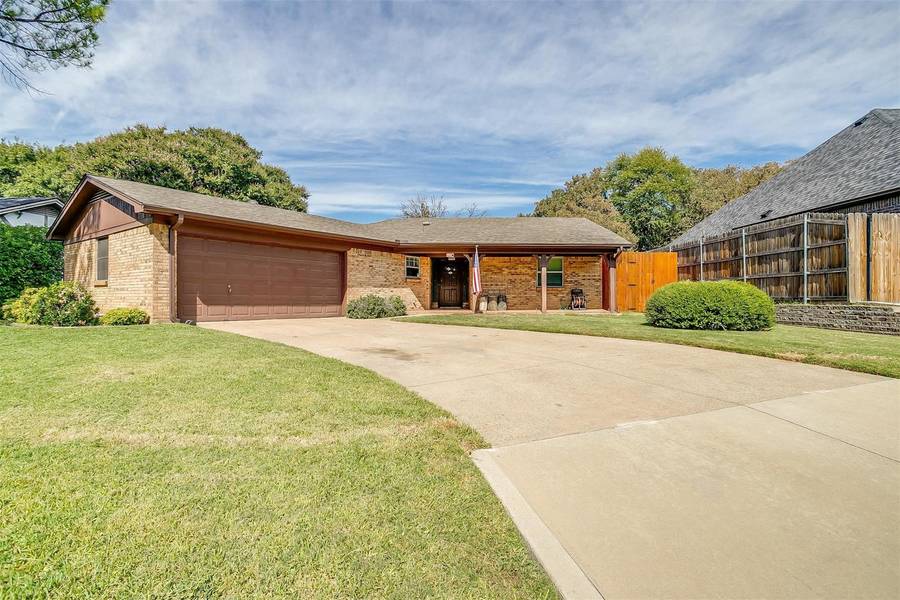 6725 Starnes Road, North Richland Hills, TX 76182