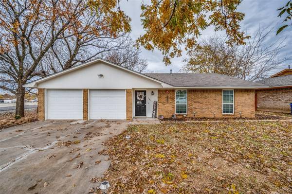 101 Allen Drive,  Sanger,  TX 76266