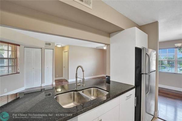 Pembroke Pines, FL 33025,334 SW 86th Ave  #203