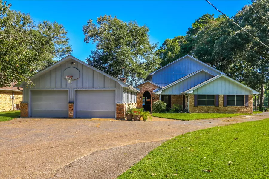 16875 Cardinal Lane, Troup, TX 75789