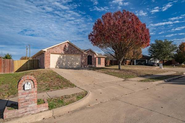 1205 Mallard Run, Midlothian, TX 76065