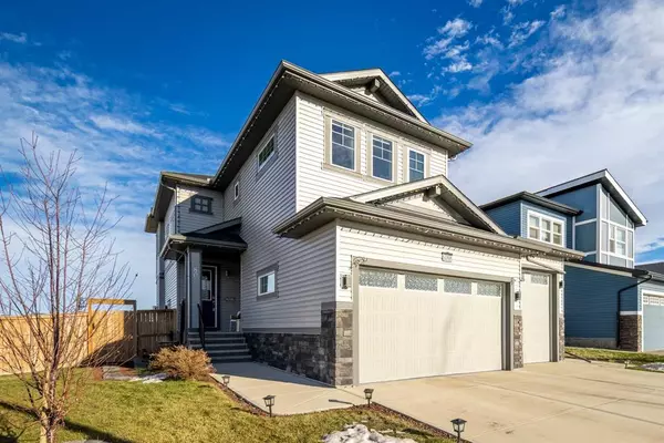 High River, AB T1V 0E3,802 Hampshire CRES NE