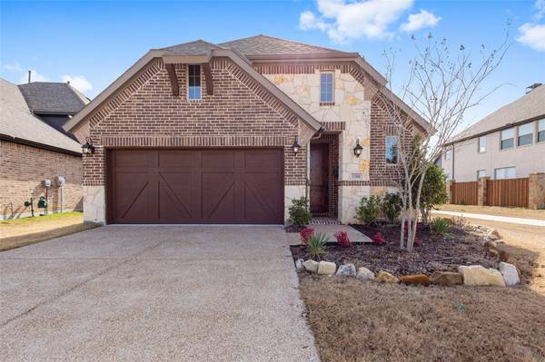 1104 Ivory Horn Drive, Carrollton, TX 75010