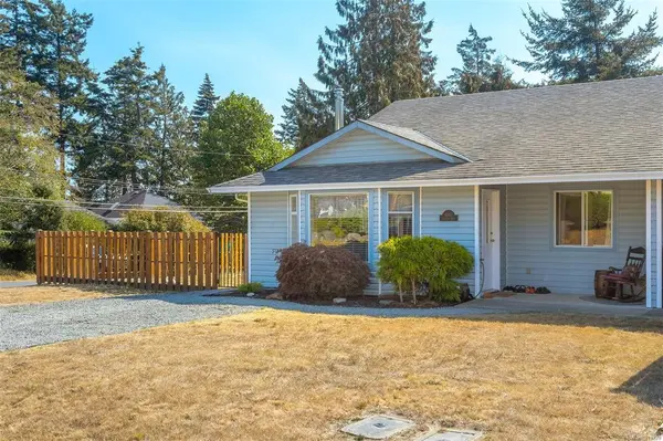 6907 Larkspur Rd, Sooke, BC V9Z 0M8