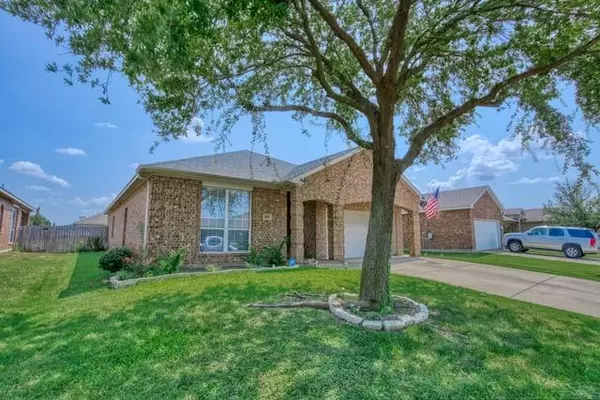 Burleson, TX 76028,909 Hunter Lane