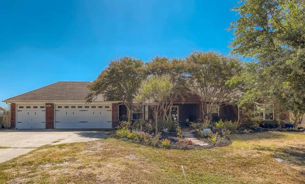 864 Fairview Drive, Krugerville, TX 76227