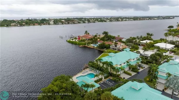 Hypoluxo, FL 33462,172 Barefoot Cove  #172