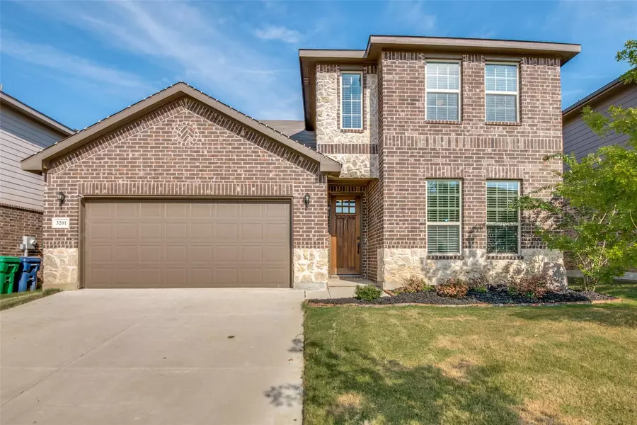 3201 Carmel Hills Drive, Denton, TX 76208