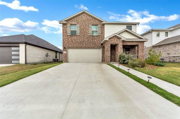 1316 Black Canyon Avenue, Royse City, TX 75189