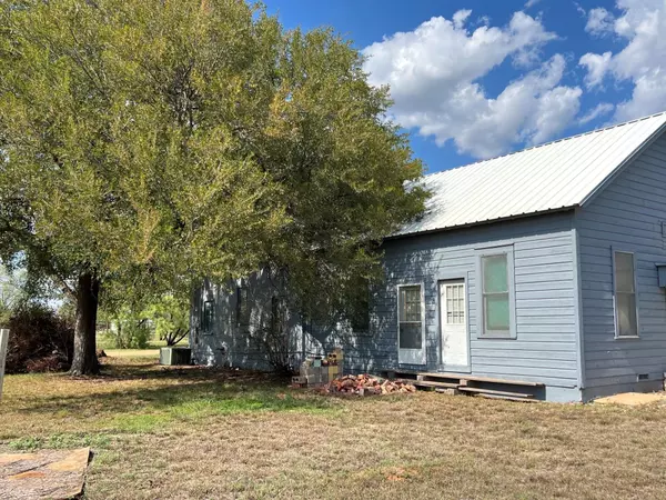 Moran, TX 76464,240 Weber Street