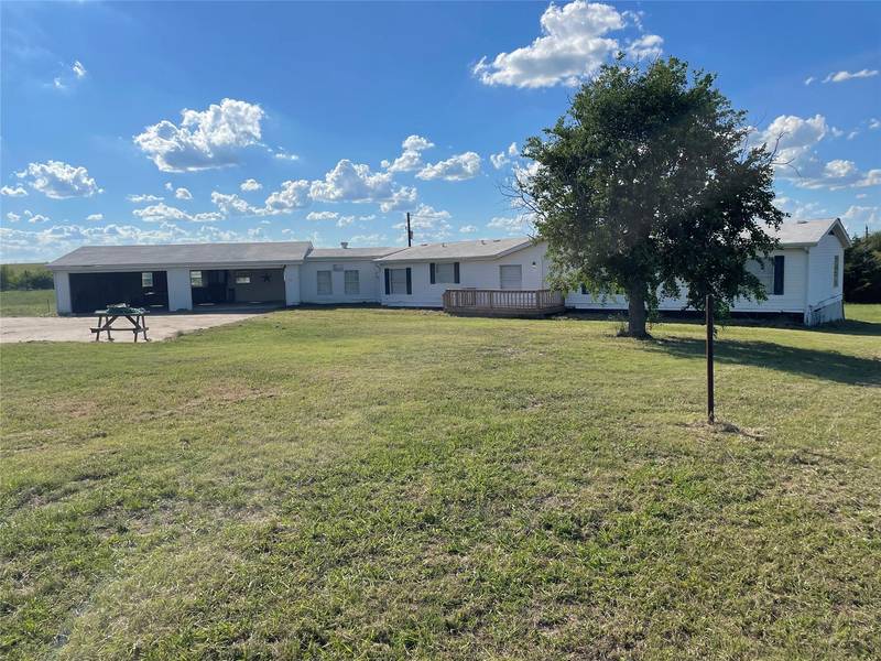 873 Zmolek Road, Ennis, TX 75119