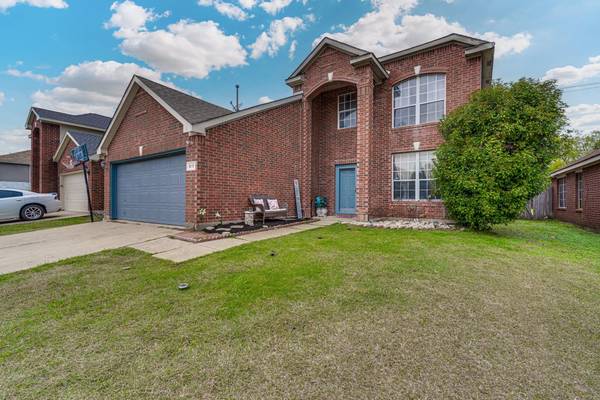 817 Pryor Drive, Arlington, TX 76001