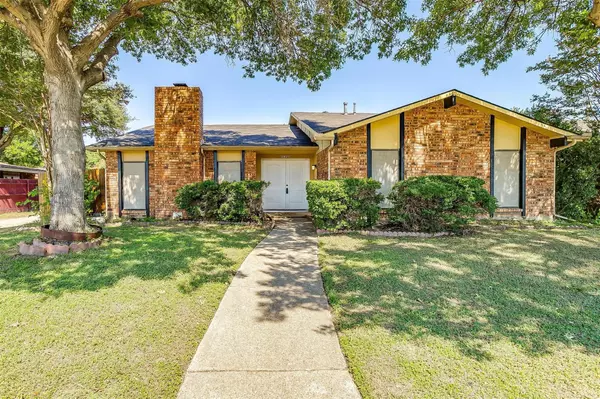 2825 Landershire Lane, Garland, TX 75044