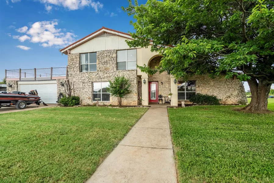 901 Rhoades Lane, Springtown, TX 76082