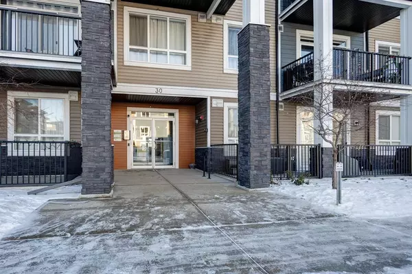 Calgary, AB T2X 4M9,30 Walgrove WALK SE #105