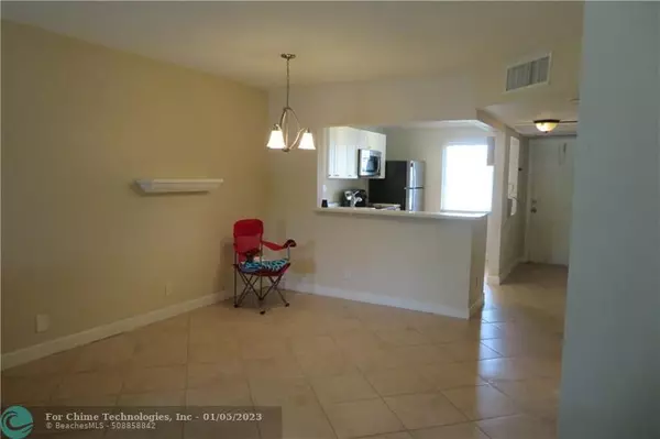 Deerfield Beach, FL 33441,860 SE 6th Ave  #208