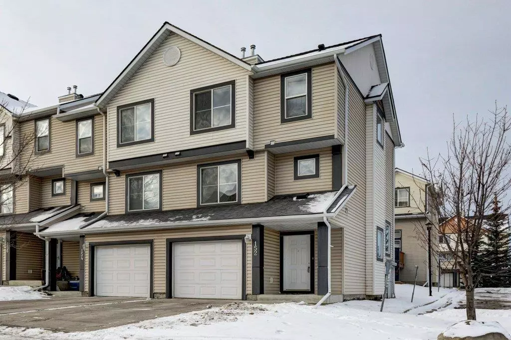 Calgary, AB T2Y 5B3,152 Everhollow HTS SW