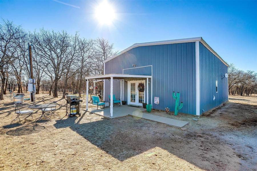 420 Rice Lane, Millsap, TX 76066