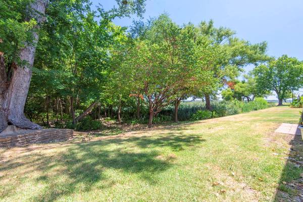 4452 Chaha Road #101, Garland, TX 75043