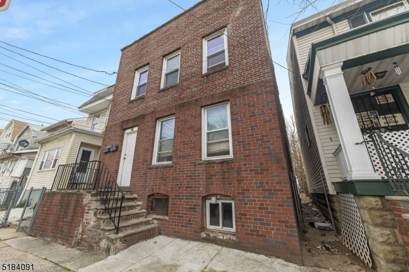 26 Grace St, Irvington Twp., NJ 07111