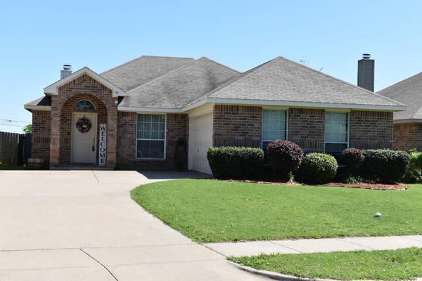 94 Briar Lane, Waxahachie, TX 75165