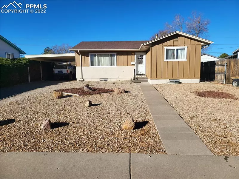 11 Wasatch DR, Pueblo, CO 81005