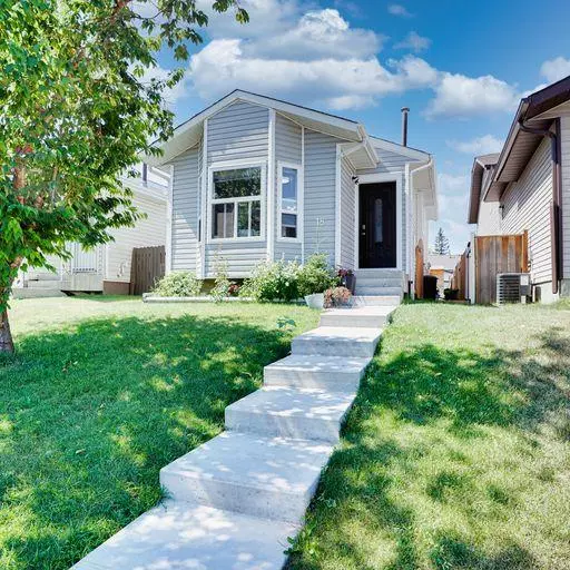 Calgary, AB T3J 2P7,18 Tararidge Close NE