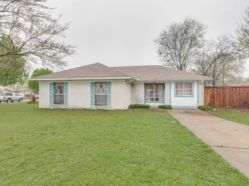 106 Hastings Court, Cedar Hill, TX 75104