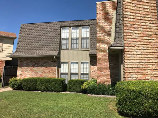 2236 Brigadoon Court, Arlington, TX 76013