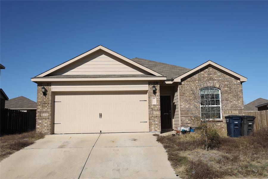 6233 Obsidian Creek Drive, Fort Worth, TX 76179