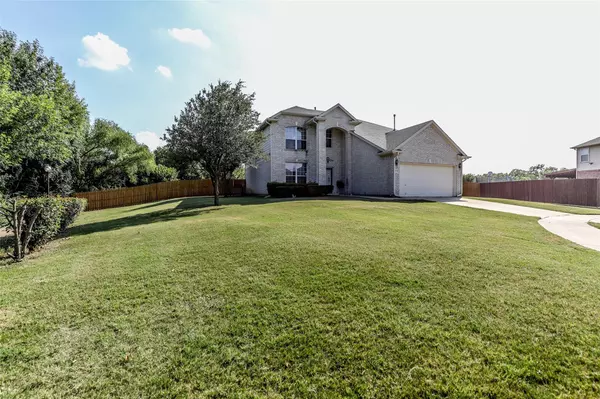 5372 Bison, Watauga, TX 76137